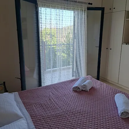 αγναντιο μεζονέτα 110 τ.μ. بيت للعطل