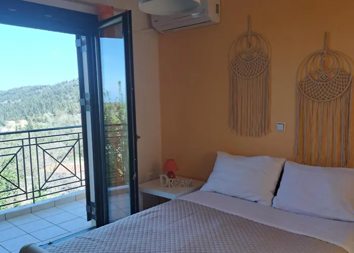 αγναντιο μεζονέτα 110 τ.μ. بيت للعطل *